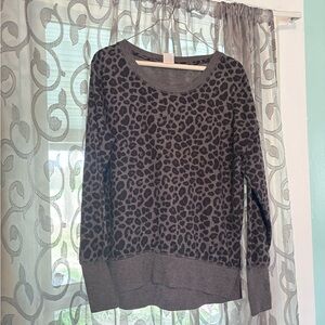 Leopard Print Women's Sweater - Gray